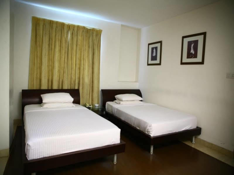 Hotel Oriental Inn Chennai Dış mekan fotoğraf